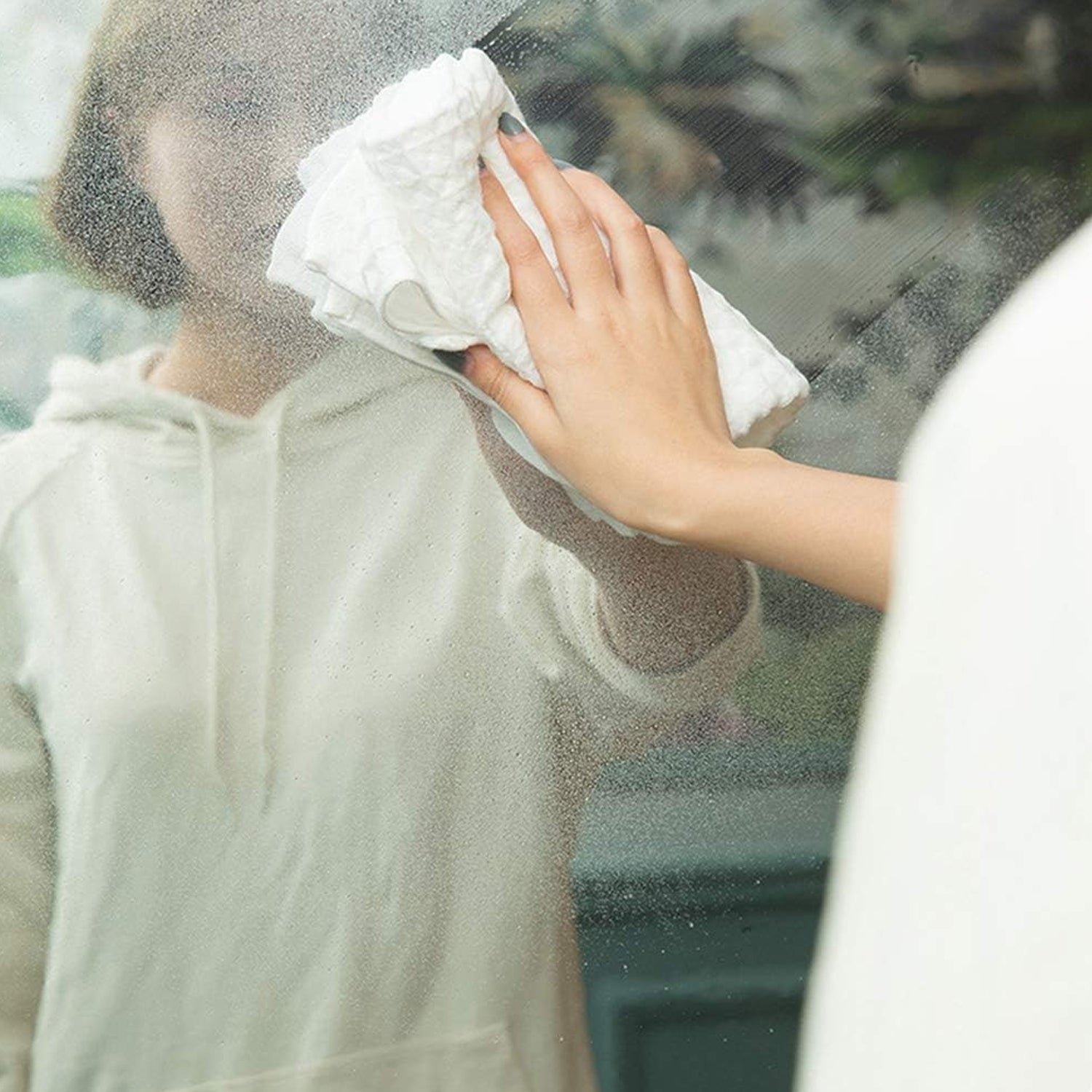 Self Adhesive Wall Mirror Sheet 100 x 50 cm – Unbreakable & Easy to Install - Image 4